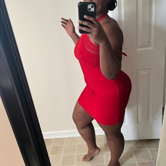 Little Red ❤️ Dress - Picture 3 of 3